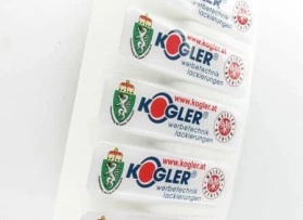  Aufkleber mit Domingeffekt