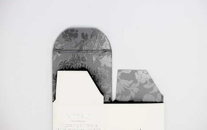 Verpackung mit Veredelung