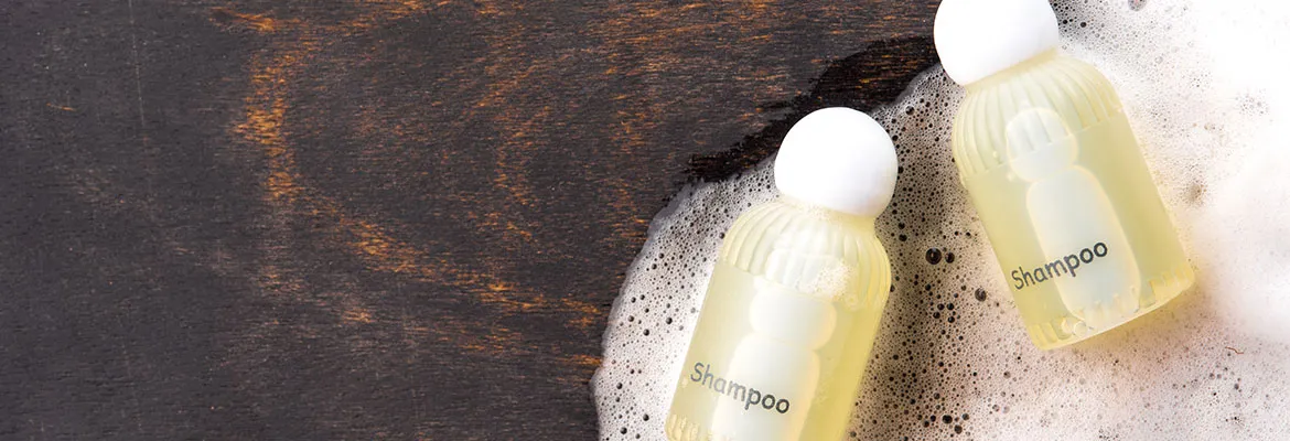 transparent labels on shampoo bottles