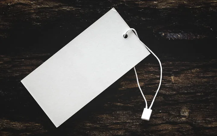 Weißes Hängeetikett Weißes Hängeetikett