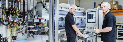 Laminattuben Herstellung - Tuben etikettieren wird überflüssig