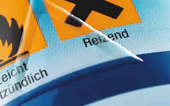 Produktetiketten Warndreiecke