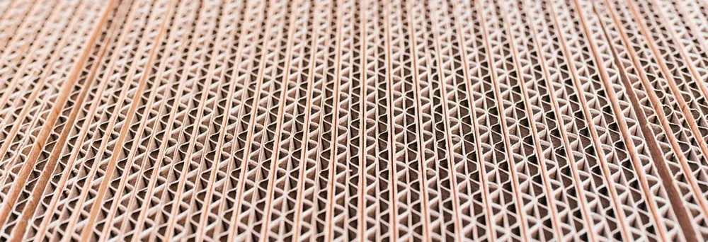 Leistungsfähige Wellpappe quer Leistungsfähige Wellpappe quer