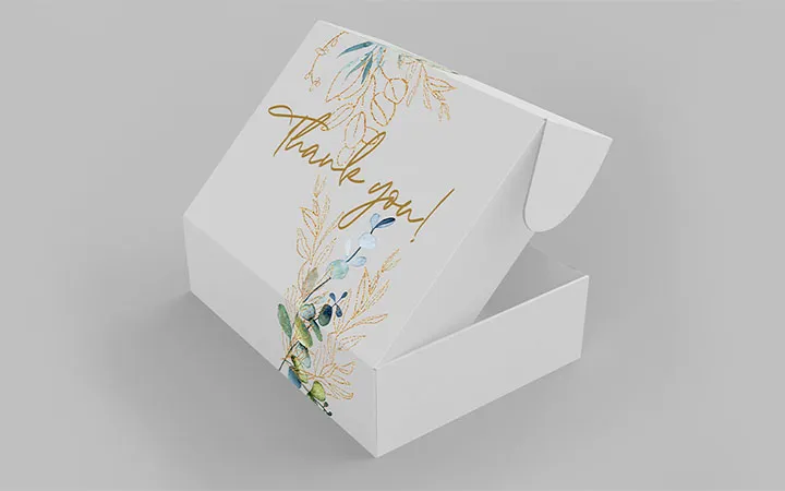 Geschenkschachtel weiß aus Zellstoffkarton Geschenkschachtel weiß aus Zellstoffkarton