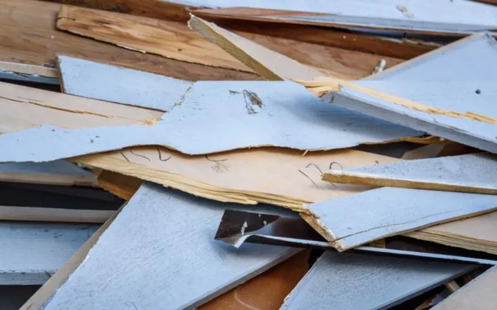 sperriges Holzmaterial