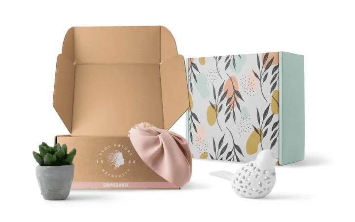 Versandkartons aus Wellpappe