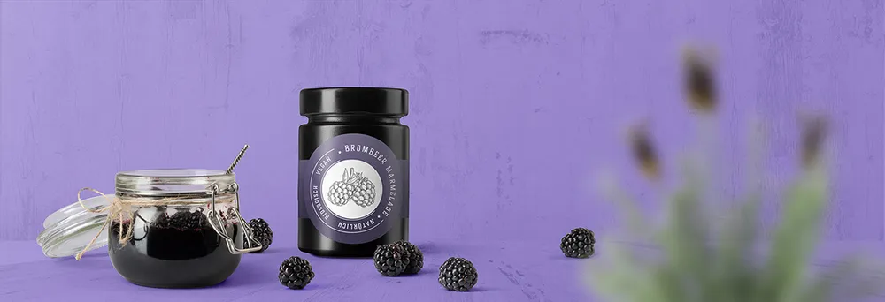 Vasetto di marmellata con etichetta stampata
