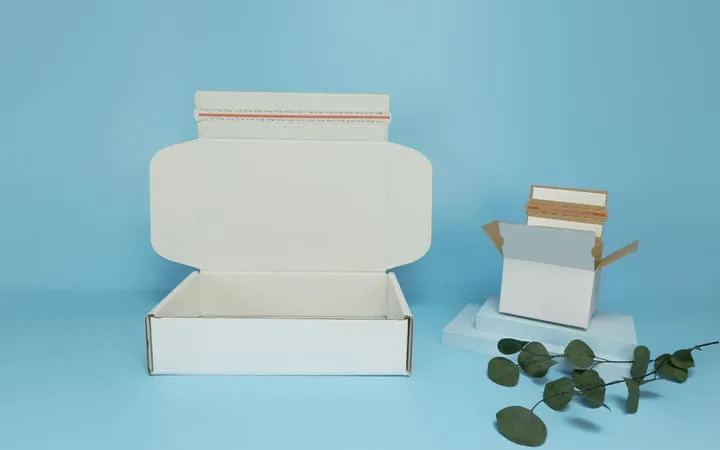 Sekundärverpackung Unboxing